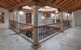 Hotel María De Molina  3*